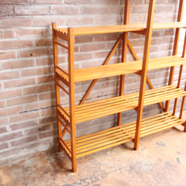 Vintage boekenrek open latten kastje speelgoed boeken