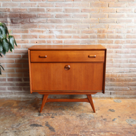 Vintage tv meubel klein dressoir Louis Van Teeffelen Voor Wébé