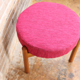 Vintage Scandinavische kruk hout roze stof
