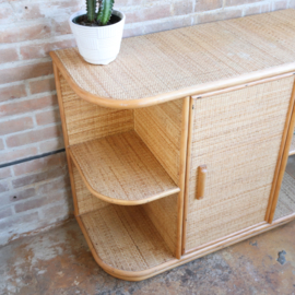 Rotan klein dressoir