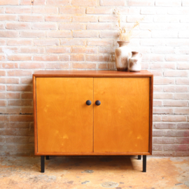 Vintage klein dressoir  jaren 70