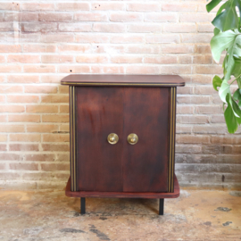 Vintage klein dressoir  jaren 70 platenspeler kast messing