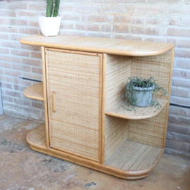 Rotan klein dressoir
