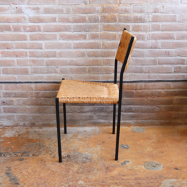 Vintage stoel rieten en metaal zwart