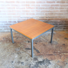 Vintage salontafel vierkant metaal hout mid-century