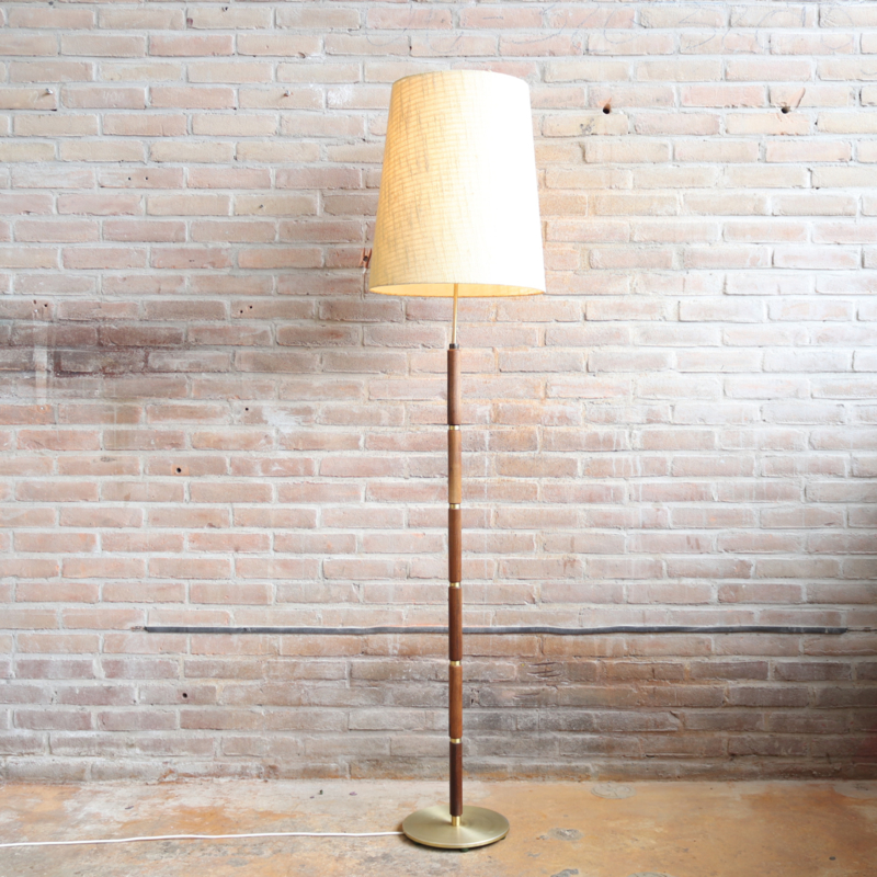 Verwant zand schreeuw Staande vintage Deense lamp | lampen | Meutt vintage & interior - webshop  voor vintage interieur producten