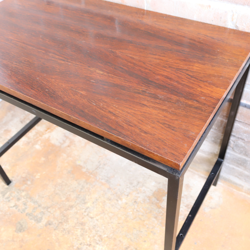 Side table metaal zwart hout vintage NIEUW BINNEN Meutt vintage