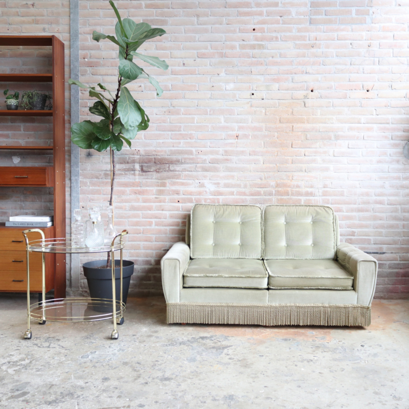 velvet bank klein groen fauteuils & stoelen | Meutt vintage & interior - webshop voor vintage interieur producten
