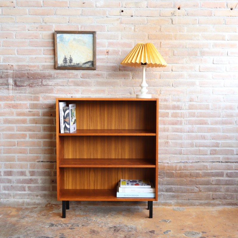 boekenkast jaren 60 70 | kasten | Meutt vintage & interior - webshop voor vintage interieur producten