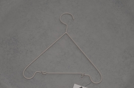 Iron hanger