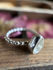 Exclusieve handgemaakte bolletjes ring druppel