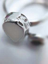 Moedermelk ring druppel gladde band