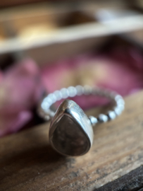 Exclusieve handgemaakte bolletjes ring druppel