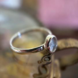 Exclusieve handgemaakte rond gladde mini ring
