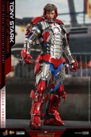 HOT908411 Iron Man 2 Movie Masterpiece AF 1/6 Tony Stark (Mark V Suit Up Version) Deluxe