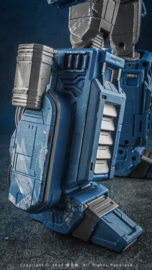 Weijiang MPP10Z Battle Damaged Optimus Prime OS