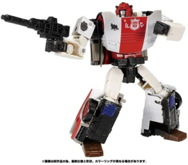 Takara WFC-13 Netflix Siege of Cybertron Deluxe Red Alert