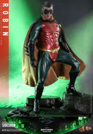 HOT904951 Batman Forever MM 1/6 Robin