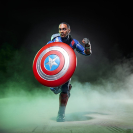 G2377 Avengers: Doomsday Marvel Legends Captain America