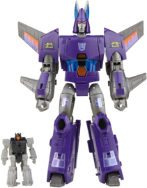 Transformers Generations Selects Voyager Cyclonus and Nightstick