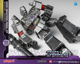 YoloPark AMK Pro Transformers G1 Megatron