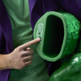 G2053 Marvel Legends Series Incredible Hulk Premium Roleplay Fists with Smash 'N Bash