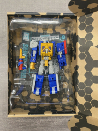 Hasbro Generation Select Earthrise Greasepit
