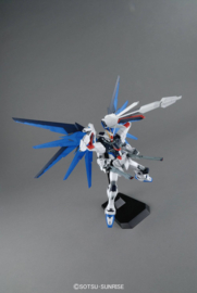 1/100 MG ZGMF-X10A Freedom Gundam 2.0