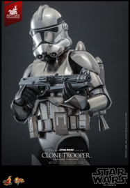 HOT910741 Star Wars 1/6 Clone Trooper (Chrome Version)