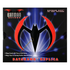 Neca Batman Beyond Prop Replica 1/1 Batarang (Red) - Pre order