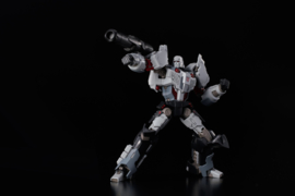 Flame Toys Furai Model Megatron [IDW Autobot Ver.]