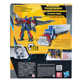 Transformers Buzzworthy Bumblebee Studio Series Optimus Prime