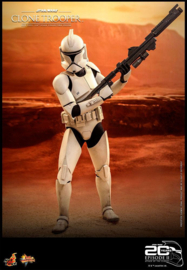 HOT911036 Star Wars: Episode II 1/6 Clone Trooper