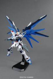 1/100 MG ZGMF-X10A Freedom Gundam 2.0