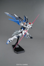 1/100 MG ZGMF-X10A Freedom Gundam 2.0