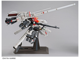 1/100 MG Deep Striker (Gundam Sentinel)