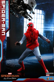 Hot Toys Spider-Man: FFH MMS AF 1/6 Spider-Man (Homemade Suit)