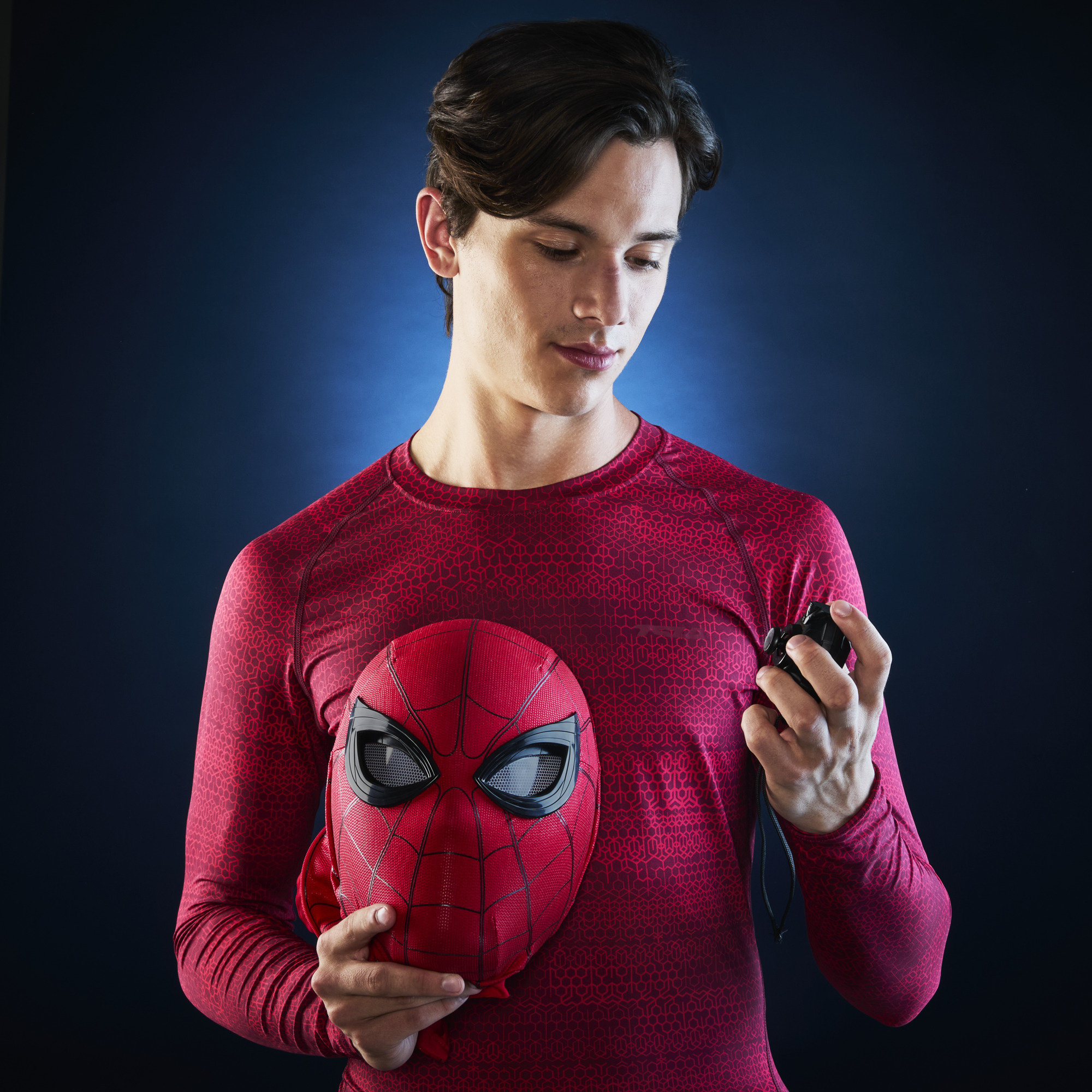 G0633 Marvel Legends Series Spider-Man: Homecoming Electronic Expressive Mask