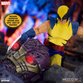 Mezco Marvel Universe AF 1/12 Wolverine Deluxe Steel Box Edition