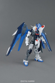 1/100 MG ZGMF-X10A Freedom Gundam 2.0