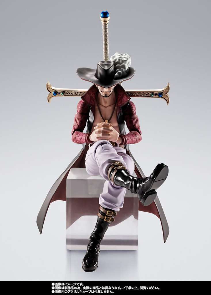 S.H. Figuarts One piece Dracule Mihawk Hawkeye
