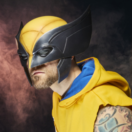G0646 Marvel Legends Series Wolverine Premium Roleplay Mask