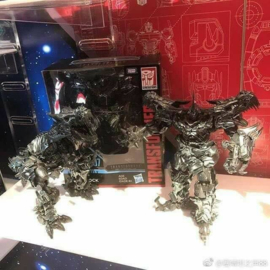 Studio Series Premier Leader Wave 1 Grimlock