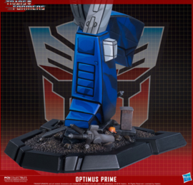 Transformers Classic Scale Statue Optimus Prime