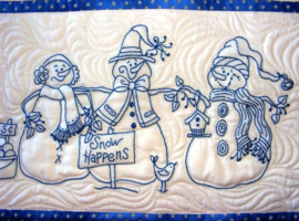 Patroon: 'Snow Happens!' Table Runner by Bird Brain Designs