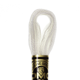 DMC borduurgaren Mouliné - Kleur: 3865 - Winter White