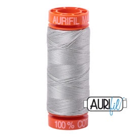 Aurifil Quiltgaren- MAKO 50 - 200 meter - Kleur: 6725 - Light Grey