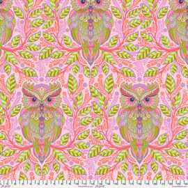 Tula Pink - Full Moon Forest - Hootie Patootie - PWTP244.HONEY - Pink