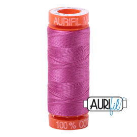 Aurifil Quiltgaren- MAKO 50 - 200 meter - Kleur: 2588 - Light Magenta