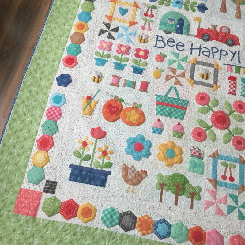 'Bee Happy' Boek + Template Set by Lori Holt -